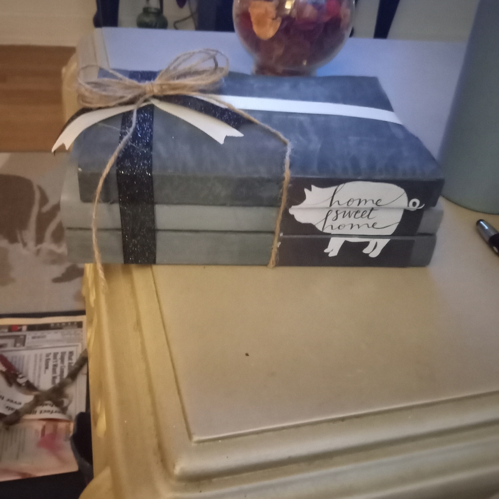 20.00 each stack set - Picture 2 of 3